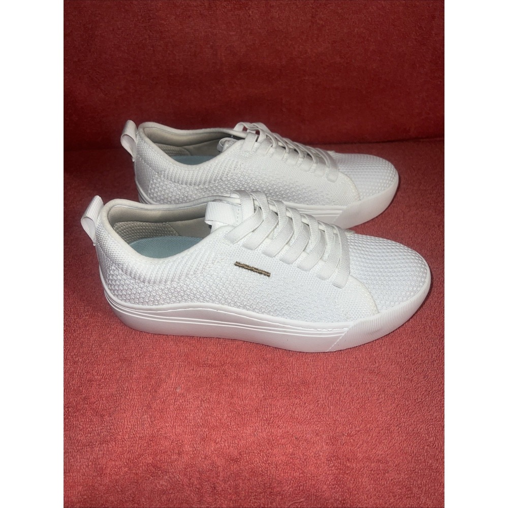 Women's Casual Shoe Dr. Scholl's Time Off Casual White Size 6M